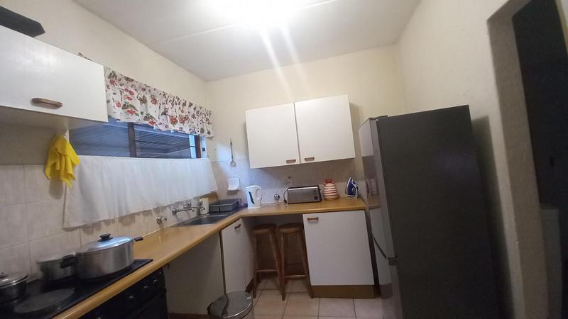 2 Bedroom Property for Sale in Kew Gauteng