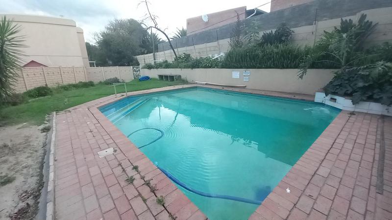 2 Bedroom Property for Sale in Kew Gauteng