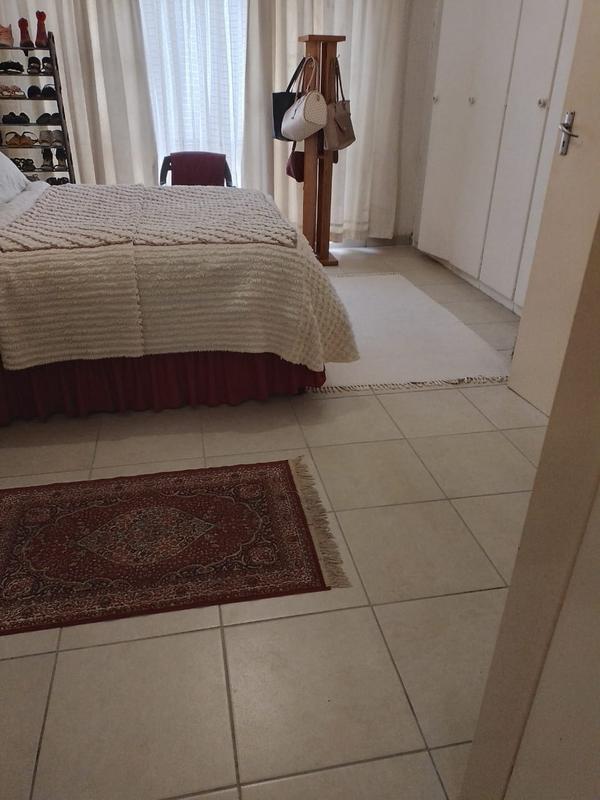 2 Bedroom Property for Sale in Kew Gauteng