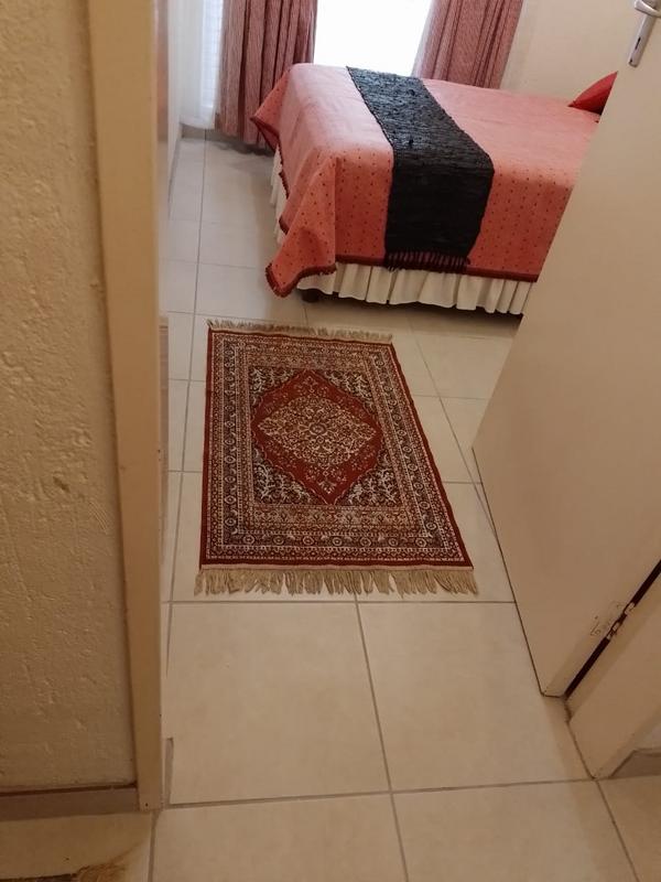 2 Bedroom Property for Sale in Kew Gauteng