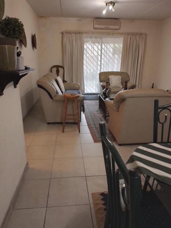 2 Bedroom Property for Sale in Kew Gauteng