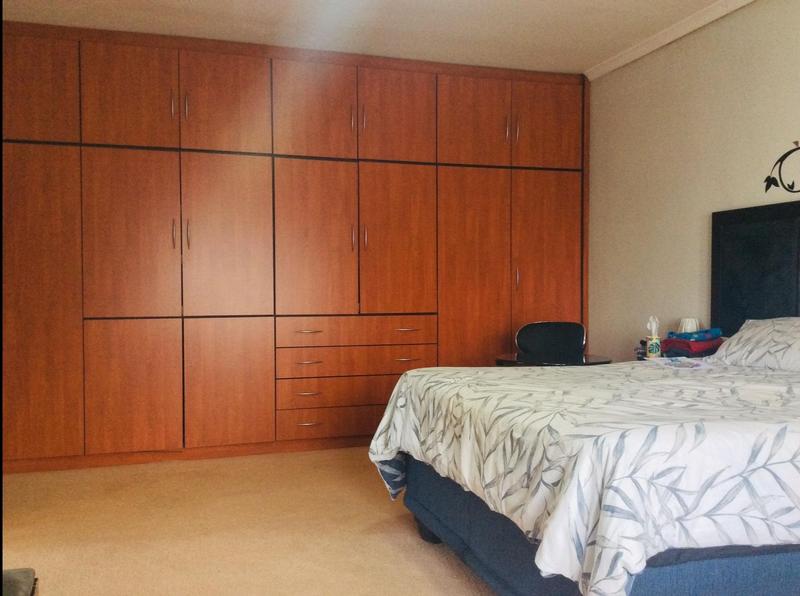 6 Bedroom Property for Sale in Lenasia South Gauteng
