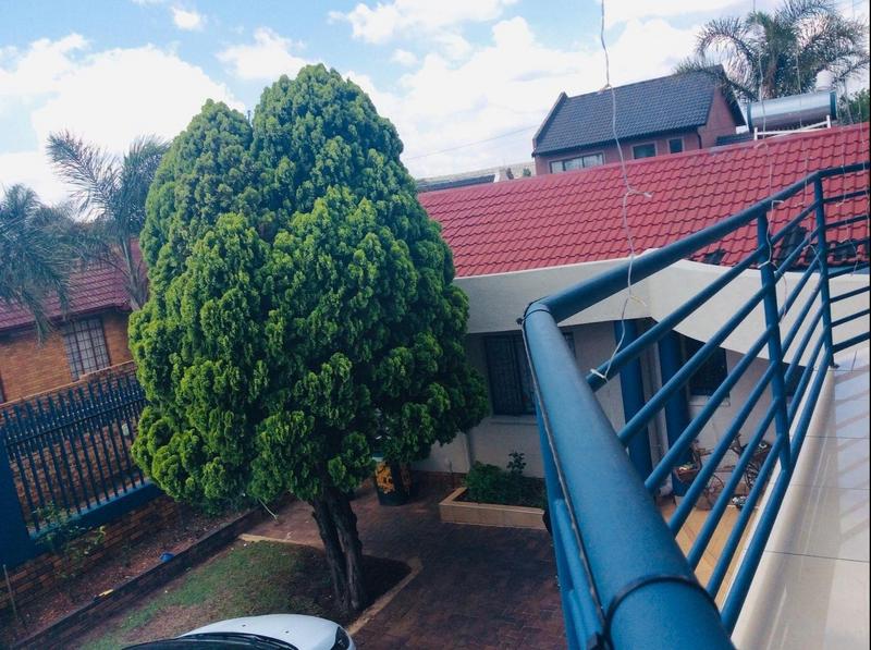 6 Bedroom Property for Sale in Lenasia South Gauteng