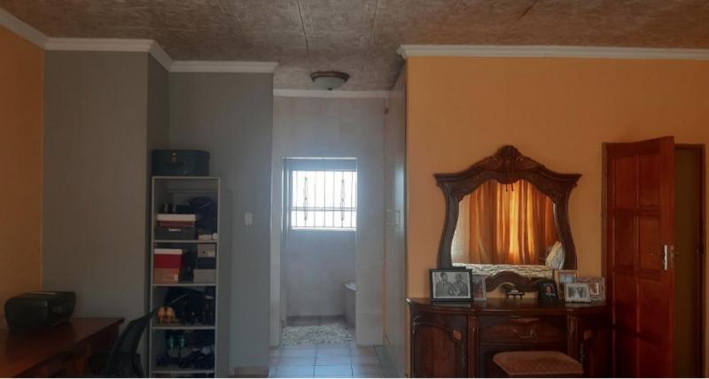 4 Bedroom Property for Sale in Naturena Gauteng