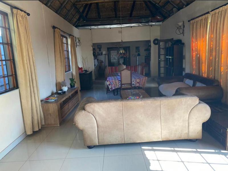 6 Bedroom Property for Sale in Orange Grove Gauteng
