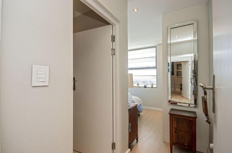 2 Bedroom Property for Sale in Rosebank Gauteng
