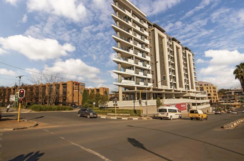 2 Bedroom Property for Sale in Rosebank Gauteng