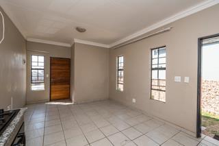 2 Bedroom Property for Sale in South Hills Gauteng