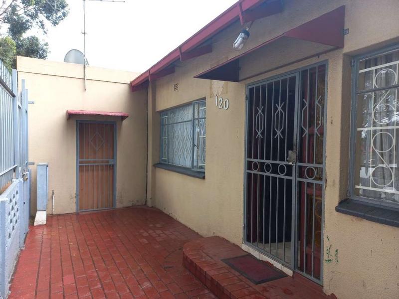 2 Bedroom Property for Sale in Turffontein Gauteng