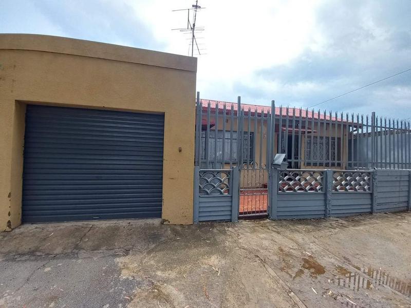 2 Bedroom Property for Sale in Turffontein Gauteng
