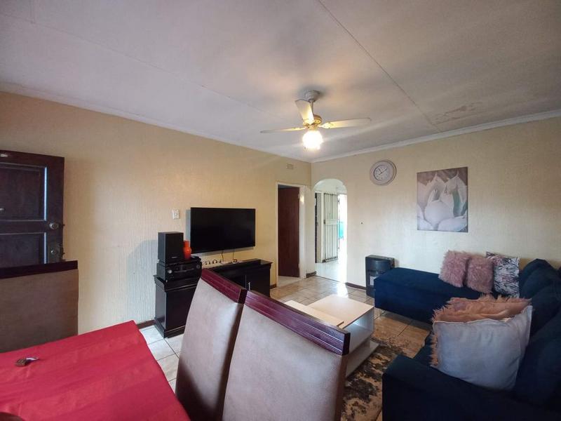 2 Bedroom Property for Sale in Turffontein Gauteng
