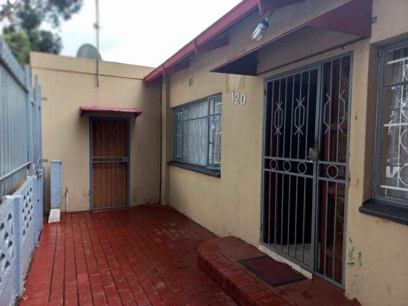 2 Bedroom Property for Sale in Turffontein Gauteng
