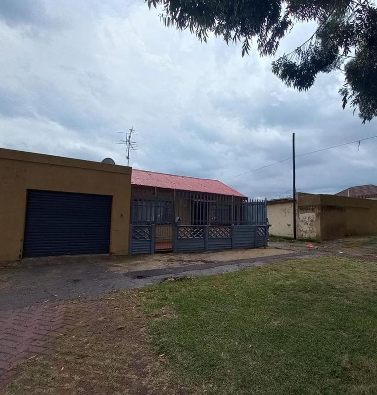 2 Bedroom Property for Sale in Turffontein Gauteng
