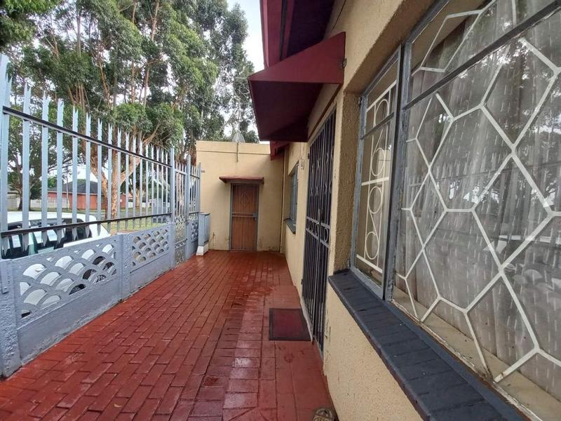 2 Bedroom Property for Sale in Turffontein Gauteng