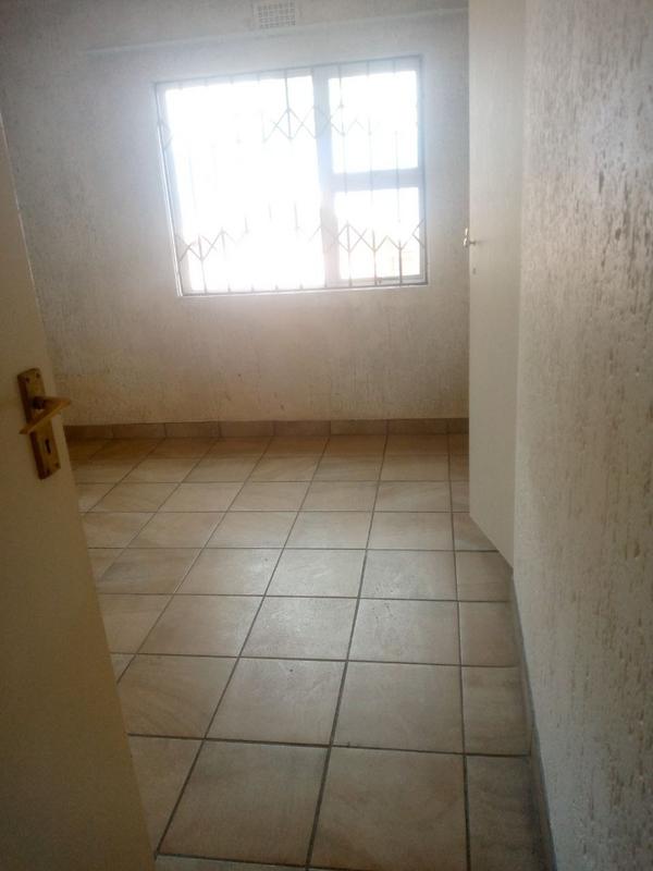 2 Bedroom Property for Sale in Winchester Hills Gauteng