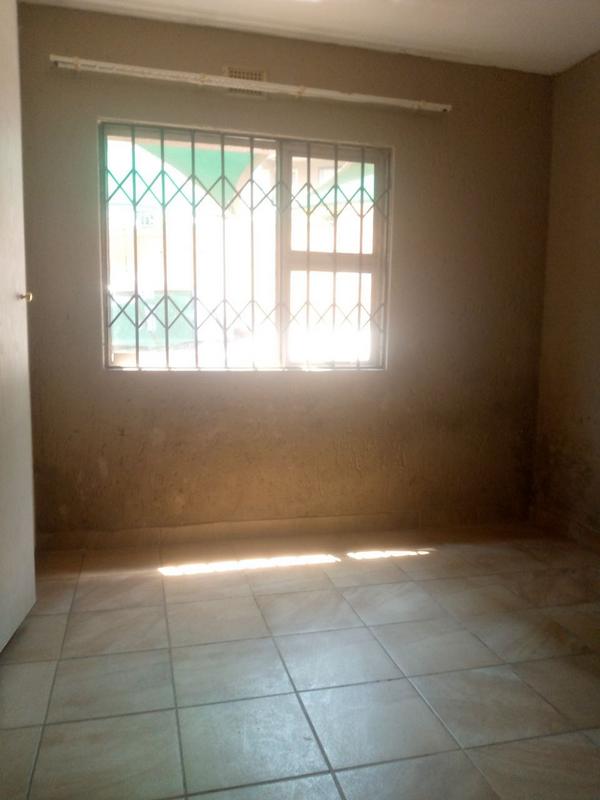2 Bedroom Property for Sale in Winchester Hills Gauteng