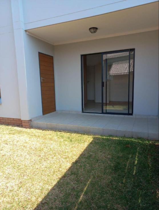 3 Bedroom Property for Sale in Blue Hills Gauteng