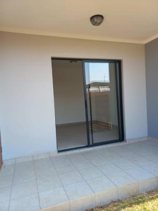 3 Bedroom Property for Sale in Blue Hills Gauteng