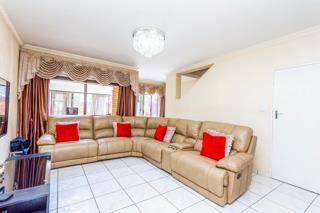 2 Bedroom Property for Sale in Halfway House Gauteng