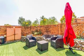 2 Bedroom Property for Sale in Halfway House Gauteng