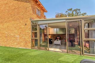 2 Bedroom Property for Sale in Halfway House Gauteng