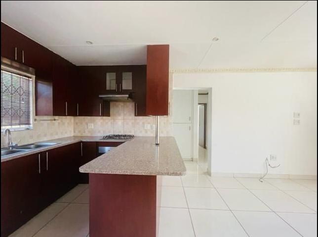 3 Bedroom Property for Sale in Noordwyk Gauteng