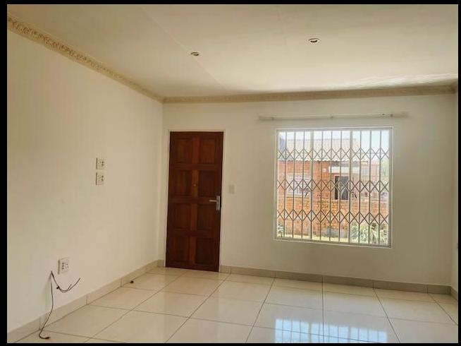 3 Bedroom Property for Sale in Noordwyk Gauteng