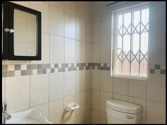 3 Bedroom Property for Sale in Noordwyk Gauteng
