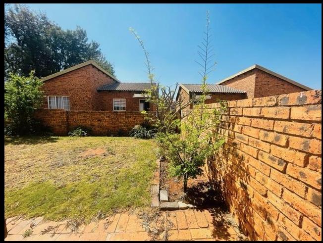 3 Bedroom Property for Sale in Noordwyk Gauteng