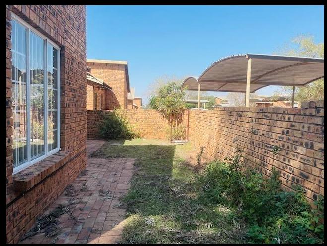 3 Bedroom Property for Sale in Noordwyk Gauteng