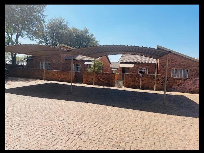 3 Bedroom Property for Sale in Noordwyk Gauteng