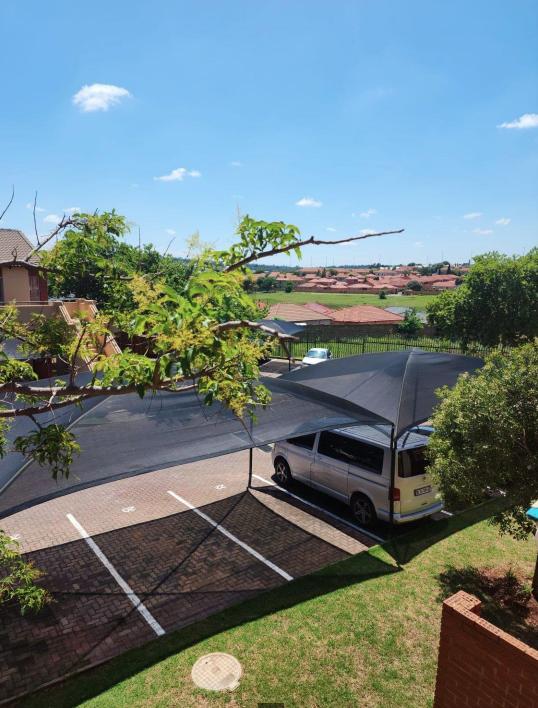 3 Bedroom Property for Sale in Noordwyk Gauteng