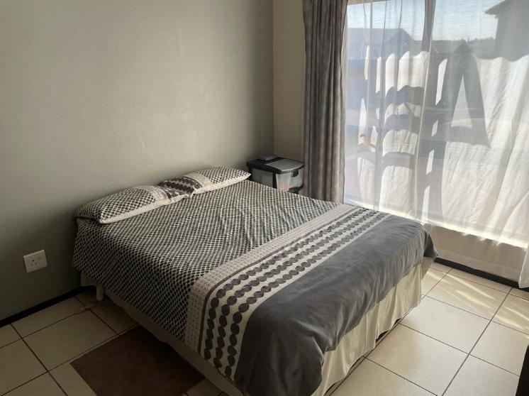 2 Bedroom Property for Sale in Noordwyk Gauteng