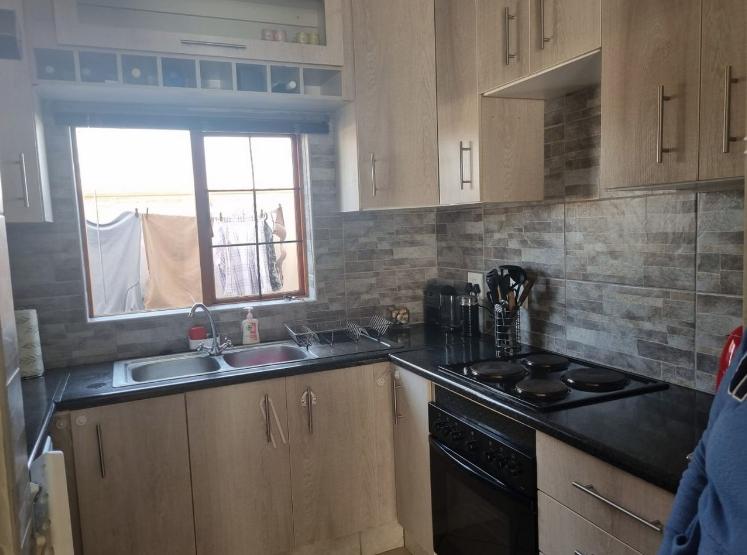 2 Bedroom Property for Sale in Noordwyk Gauteng