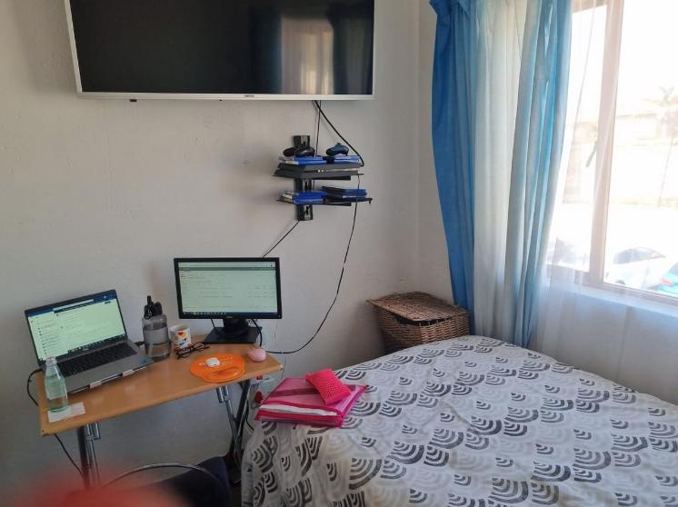 2 Bedroom Property for Sale in Noordwyk Gauteng