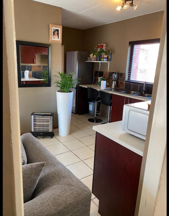 2 Bedroom Property for Sale in Honeydew Gauteng
