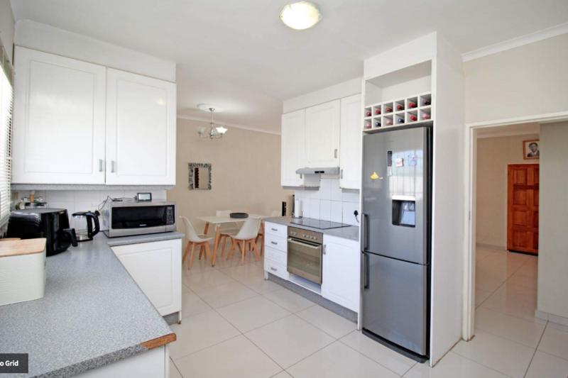 3 Bedroom Property for Sale in Roodepoort Central Gauteng