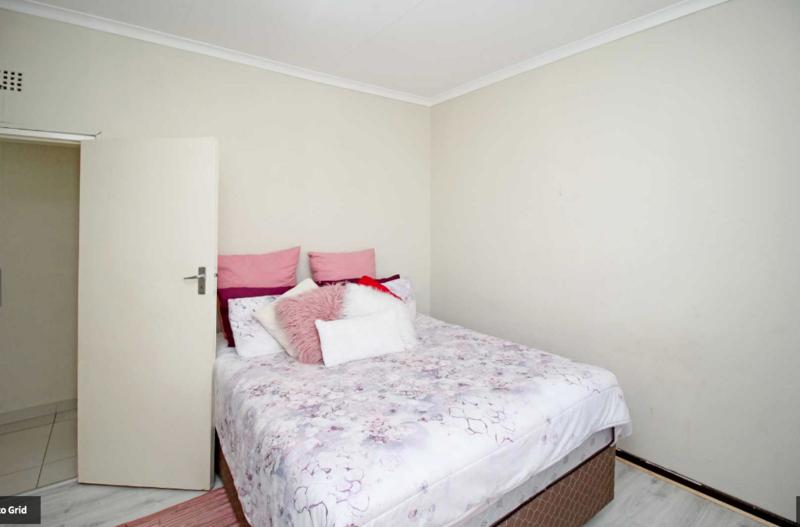 3 Bedroom Property for Sale in Roodepoort Central Gauteng