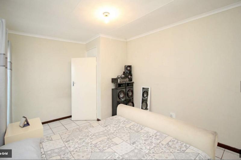 3 Bedroom Property for Sale in Roodepoort Central Gauteng