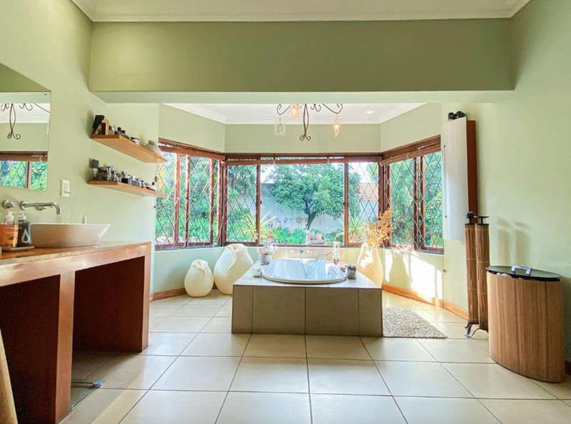 3 Bedroom Property for Sale in Atholl Gauteng