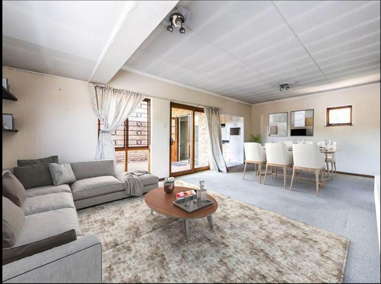 2 Bedroom Property for Sale in Atholl Gauteng