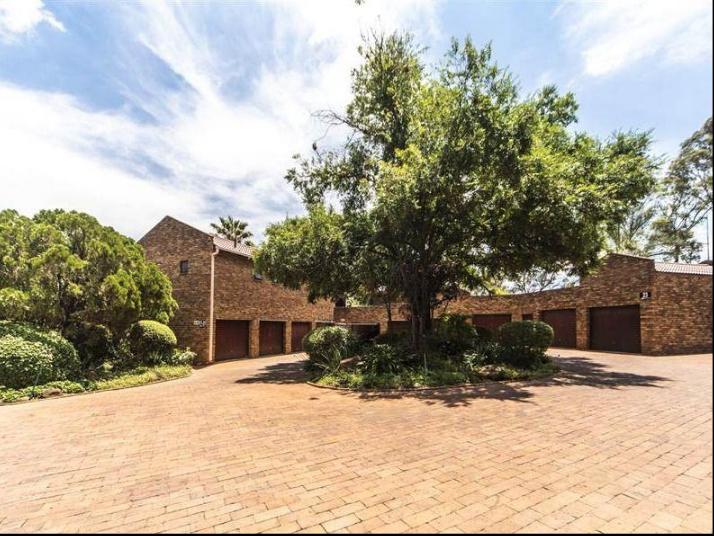 2 Bedroom Property for Sale in Atholl Gauteng