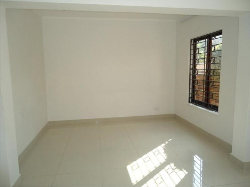 2 Bedroom Property for Sale in Atholl Gardens Gauteng