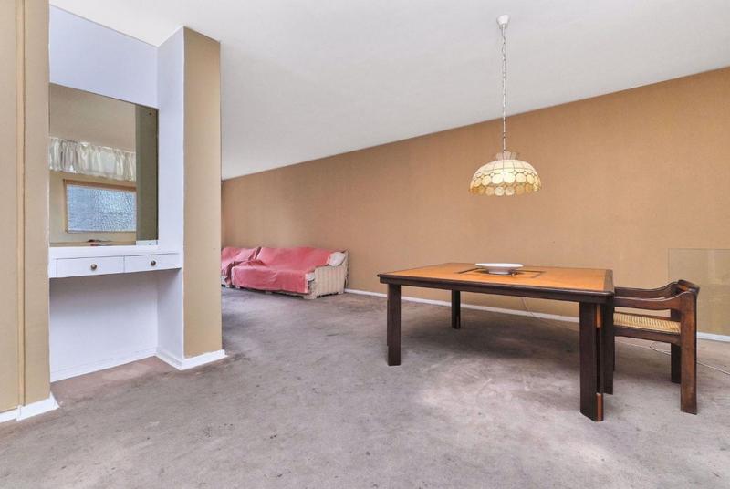 3 Bedroom Property for Sale in Benmore Gardens Gauteng