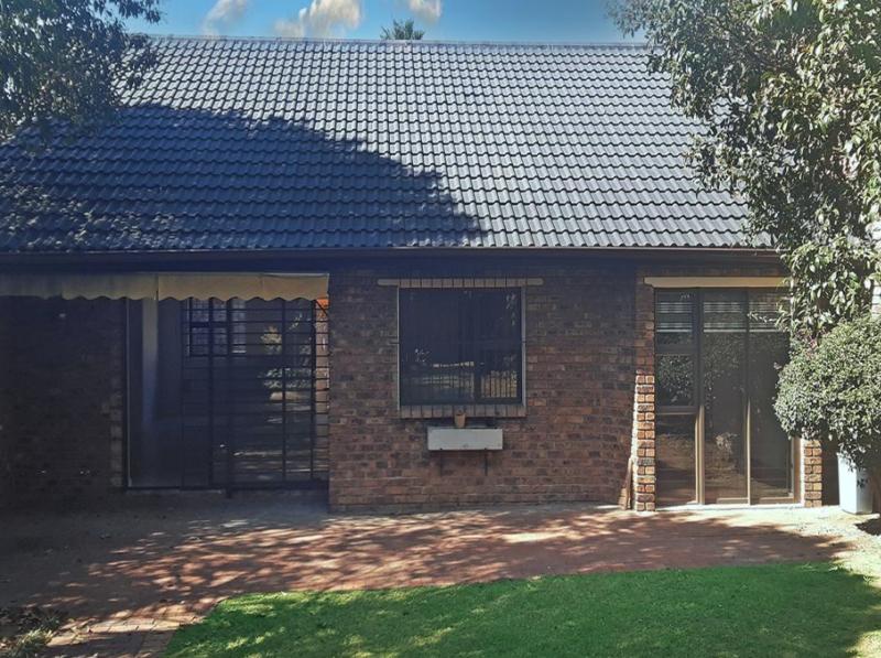 2 Bedroom Property for Sale in Sandown Gauteng