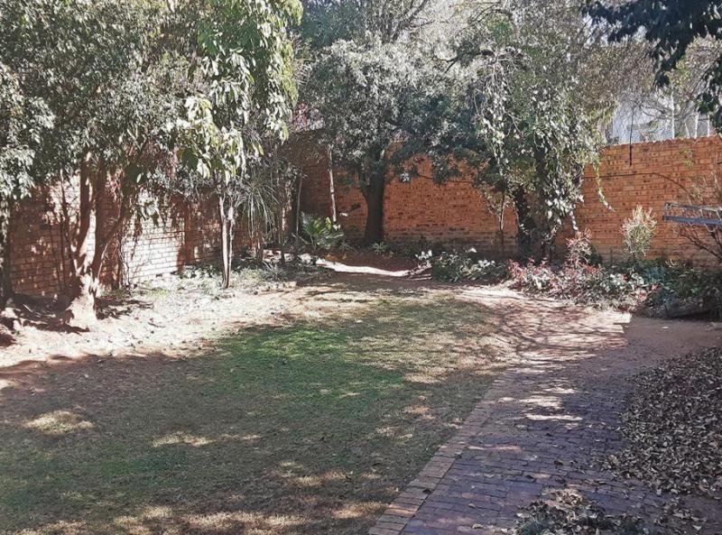 2 Bedroom Property for Sale in Sandown Gauteng