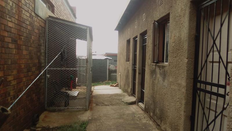 Commercial Property for Sale in Mapetla Gauteng