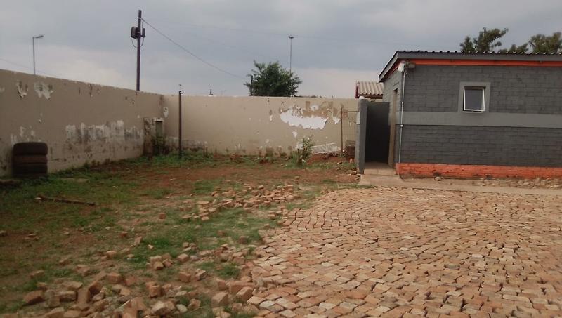 Commercial Property for Sale in Mapetla Gauteng