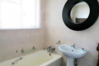 6 Bedroom Property for Sale in Drumblade A H Gauteng