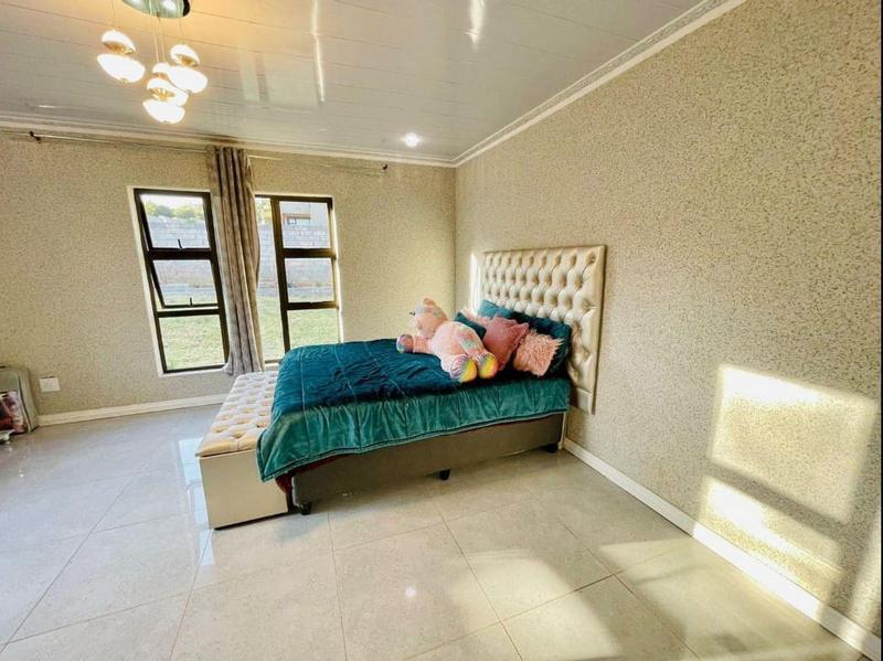 4 Bedroom Property for Sale in Ohenimuri Gauteng